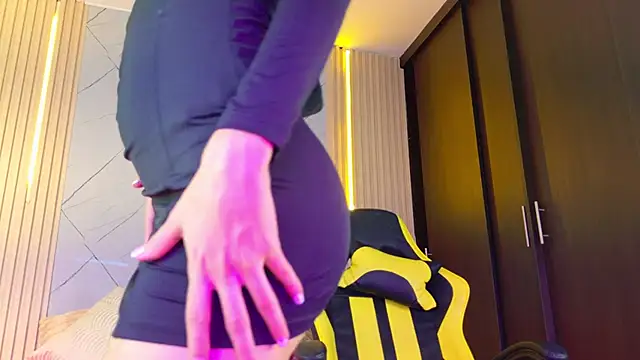 Sara swift9 online show from October 24, 8:16 pm