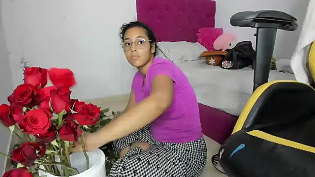 emily stars1 online show from March 12, 11:11 pm