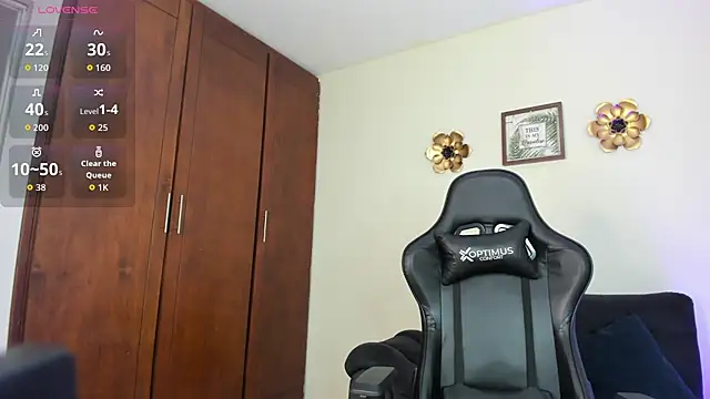 Amira princess online show from October 25, 7:08 pm