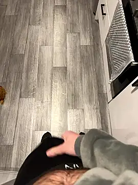 sevenisthemagicnum online show from January 10, 8:05 am