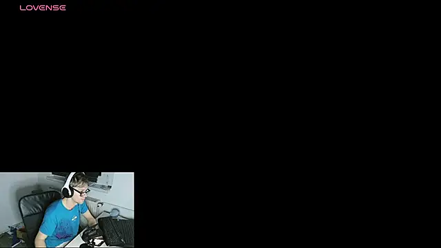 Snapshot of StephPra94 chatting on August 1, 10:19 pm StephPra94 online show from August 1, 10:19 pm