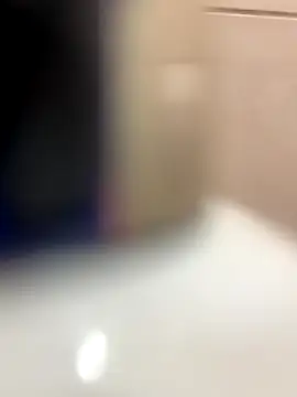 Snapshot of Cannavaro5 chatting on November 20, 7:35 pm Cannavaro5 online show from November 20, 7:35 pm