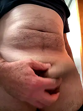 Snapshot of Cannavaro5 chatting on November 21, 7:34 pm Cannavaro5 online show from November 21, 7:34 pm