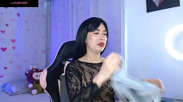 antonella ed online show from April 1, 9:01 pm