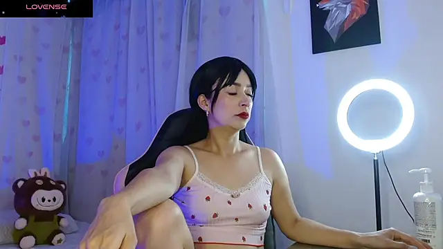 Snapshot of antonella_ed chatting on June 13, 10:18 pm antonella ed online show from June 13, 10:18 pm
