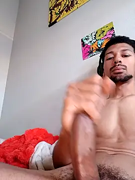 Snapshot of BigPrettyDick777 chatting on February 19, 9:44 pm BigPrettyDick777 online show from February 19, 9:44 pm