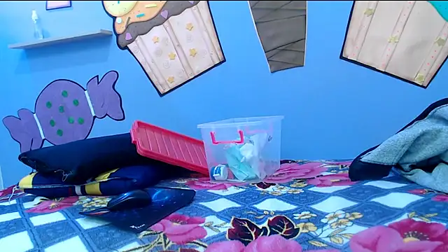 katty18love18 online show from November 24, 1:38 am