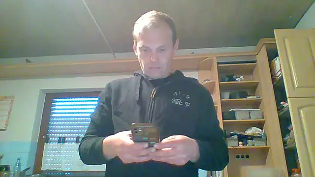 tommy3300 online show from October 31, 6:58 am