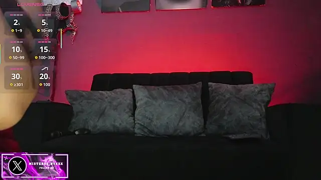 Misterss-Nyxxx online show from January 7, 12:46 am