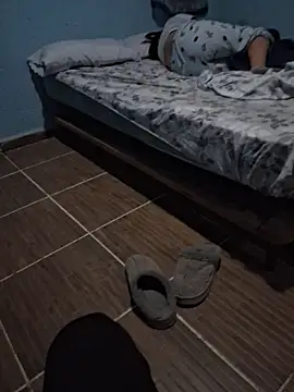 Snapshot of 666Daemon666 chatting on February 18, 7:04 am 666Daemon666 online show from February 18, 7:04 am