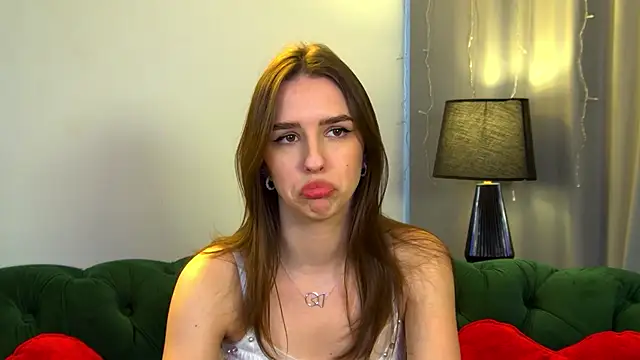 AliceAtkins online show from March 12, 6:41 am