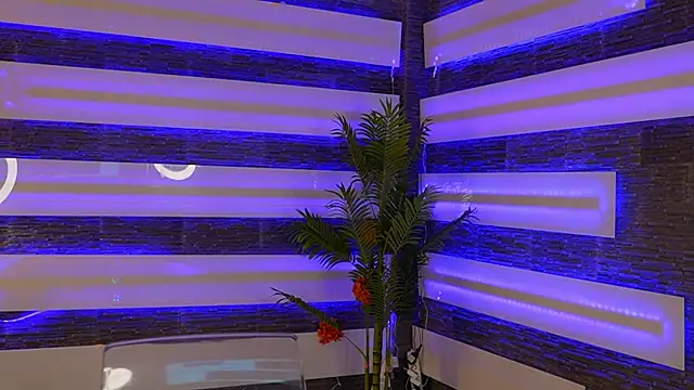 SexyCelline online show from December 1, 5:23 am