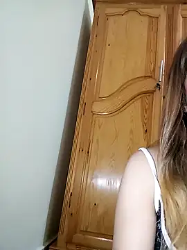 Snapshot of indilasixeey chatting on February 21, 8:10 pm indilasixeey online show from February 21, 8:10 pm