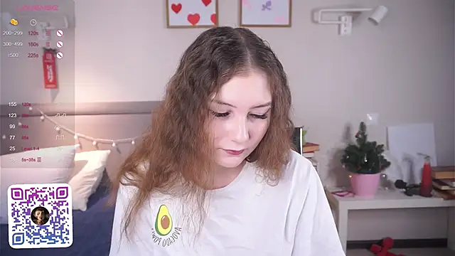 MegganKinson online show from March 13, 5:58 am