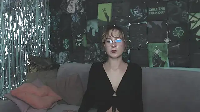 AlishaKellyi online show from November 1, 2:08 pm