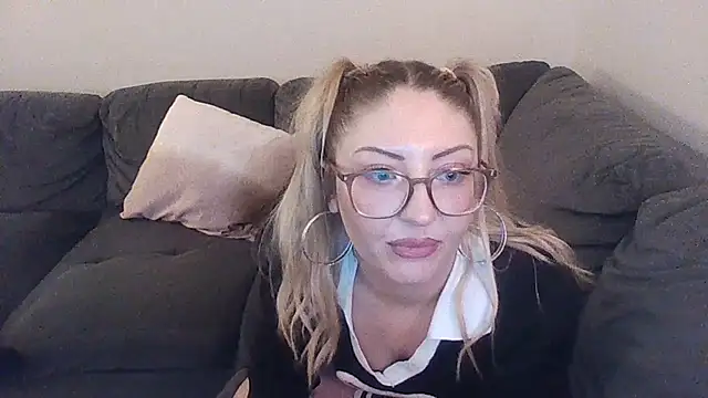 assstrogirl online show from November 9, 5:22 pm