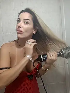 Snapshot of DESIRIE0609 chatting on November 1, 2:08 pm DESIRIE0609 online show from November 1, 2:08 pm