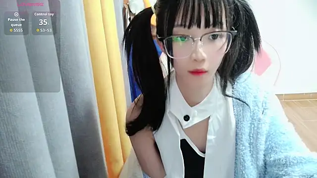 Snapshot of xiaoxiao--baby chatting on November 4, 6:01 am xiaoxiao--baby online show from November 4, 6:01 am
