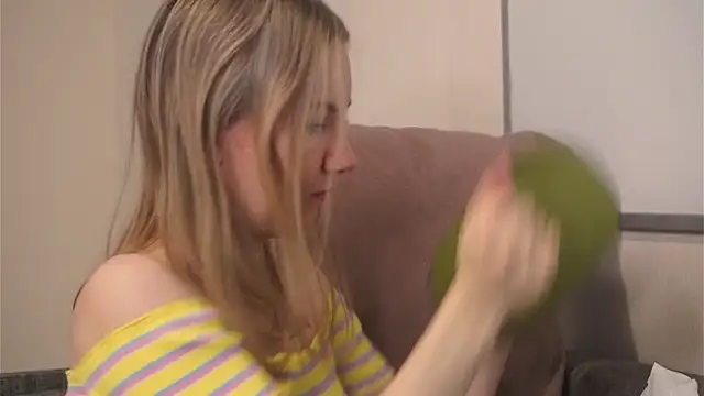 Snapshot of CathyHeximer chatting on January 17, 7:57 am CathyHeximer online show from January 17, 7:57 am