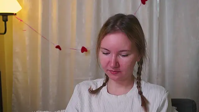 Snapshot of CathyHeximer chatting on February 10, 6:50 am CathyHeximer online show from February 10, 6:50 am