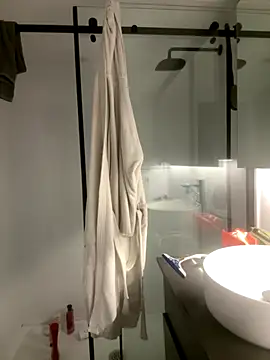 elliepixie online show from November 5, 5:13 pm