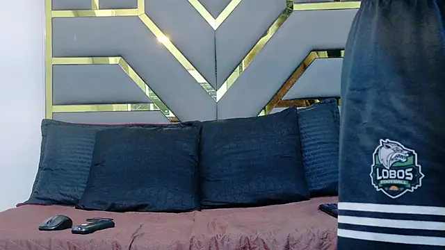 Neytanmalcon online show from December 18, 8:04 pm