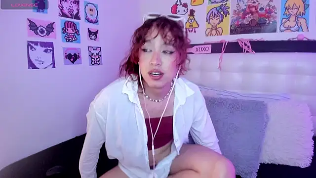 AdelineEsposito online show from April 8, 4:23 am