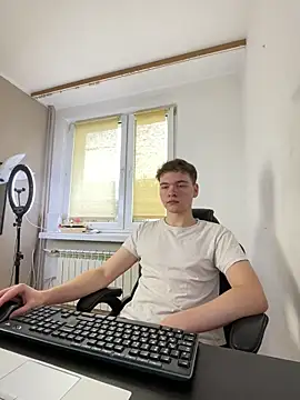 danielxfun online show from December 22, 9:50 am