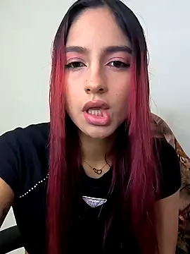 Snapshot of SofiCastro09_ chatting on October 29, 9:27 pm SofiCastro09  online show from October 29, 9:27 pm