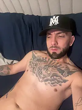 Snapshot of Jamall27 chatting on February 9, 10:30 am Jamall27 online show from February 9, 10:30 am