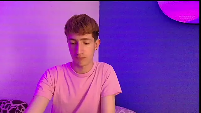 Erick Taylor3 online show from February 8, 8:45 pm