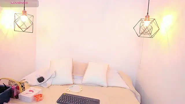 Georgia   online show from February 12, 1:39 pm