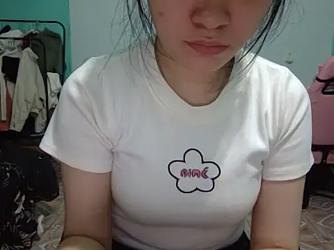 May2k2 online show from November 5, 2:44 am