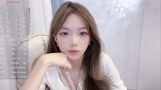 Snapshot of babyting-888- chatting on October 30, 1:45 pm babyting-888- online show from October 30, 1:45 pm