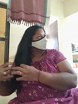 Snapshot of sreemamitha9 chatting on July 1, 4:58 am sreemamitha9 online show from July 1, 4:58 am