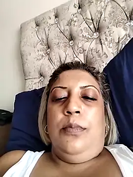 IndianLara online show from March 12, 1:39 pm