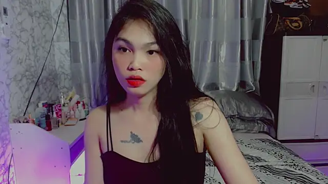 Snapshot of _Lachica_ chatting on May 14, 4:58 pm Lachica online show from May 14, 4:58 pm
