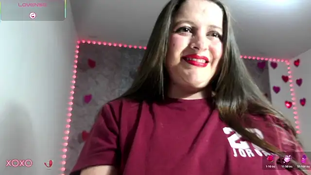 Snapshot of harper1brown chatting on May 26, 3:41 pm harper1brown online show from May 26, 3:41 pm