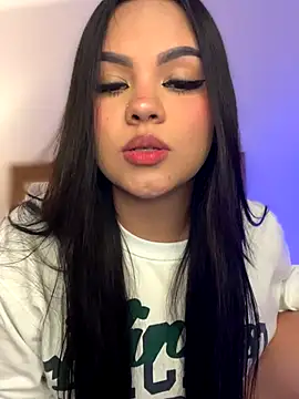 amber white15 online show from November 4, 11:15 pm