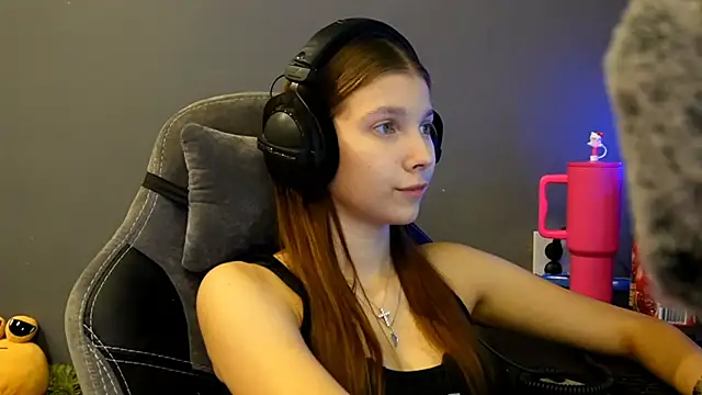 Softixq online show from December 20, 3:19 pm