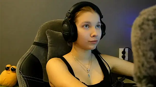 Softixq online show from January 9, 3:15 pm