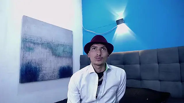 SavageLover  online show from January 6, 8:34 pm