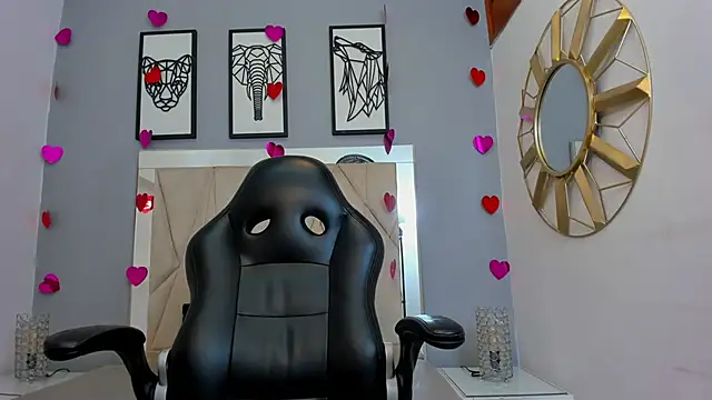 adams bobby online show from February 20, 11:11 am