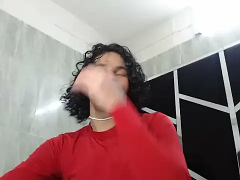 IromyRusseRs online show from November 4, 8:08 pm