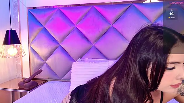  giggy 2 online show from November 30, 11:47 am