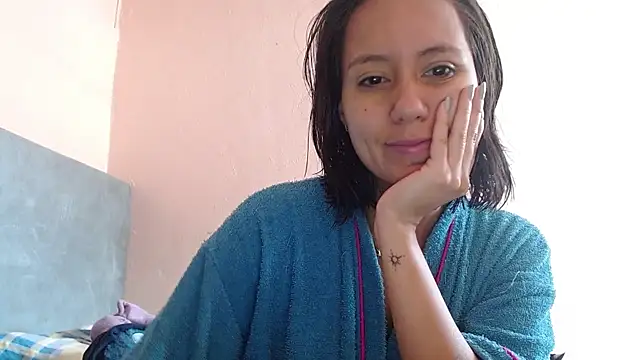 LunaaMorena online show from April 10, 2:11 pm