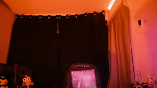 Yueeclipsa online show from February 6, 5:23 am