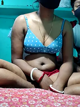 Snapshot of manosi98 chatting on February 1, 5:11 pm manosi98 online show from February 1, 5:11 pm