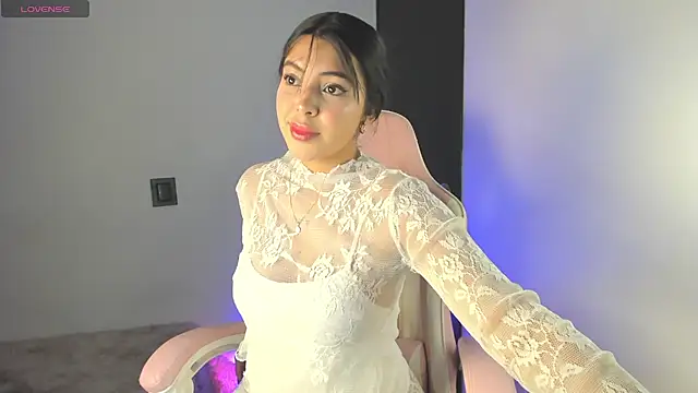 Snapshot of samaraa_lamm chatting on October 28, 7:01 am samaraa lamm online show from October 28, 7:01 am