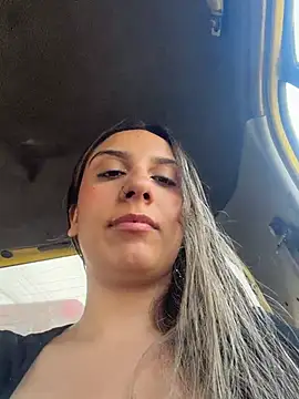 sarah honey   online show from December 15, 3:05 pm